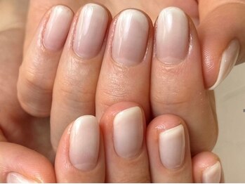 ネイルライフ(Nail Life)の写真/《新規オフ込◆ワンカラー¥6600》約300色のカラー展開から肌に馴染むナチュラルなカラーを豊富にご用意◎