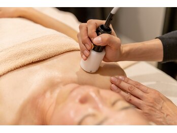 巡りラボ/人気のデコルテ筋膜リリース