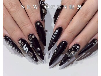 2me studio 心斎橋 [パラジェルネイル/フィルイン/マグネット/長さだし/持ち込み]/長さだし/持ち込み/痛ネイル