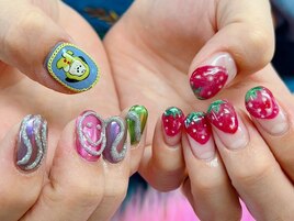 ストロベリーネイル