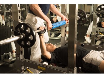 ダンディハウス パーソナルジム 梅田店/→　30分超効率ワークアウト