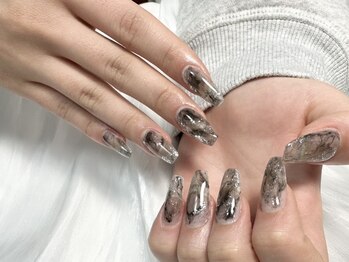 フェアリーネイル(Fairy Nail)の写真/スラっと伸びた指先に憧れる大人女性にお勧め！フィルイン施術なので自爪に優しくお洒落を楽しめます◎