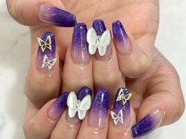 バタフライパーツネイル