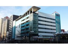 リラクゼーションサロン ぼでぃーはーと/店舗に隣接するピーアーク