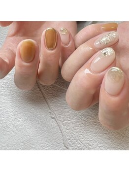 シンプルニュアンスネイル