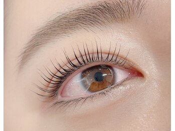 シュクレ 柳津店(beauty salon shucre)の写真/人気No.1まつげパーマ♪パリジェンヌorカールリフトで、自然なのにぱっちり見える上品な目元へ