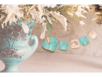 ルーヴル ネイルアンドアイラッシュ 生駒(LOUVRE nail&eyelash)/ラグジュアリーターコイズ