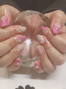 リリアーナ(Liliana)/お花ネイル