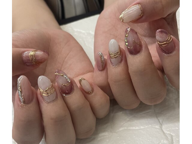 Nails ４ U 【ネイルズフォーユー】