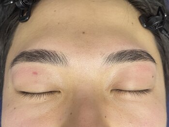 マユラボ/メンズ：HBL