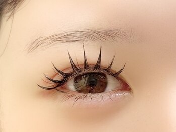 カーララッシュ(Cara Lash)の写真/まつげパーマ・束感まつ毛パーマ・パリジェンヌなど理想のデザインを叶えるメニューが豊富♪モチの良さ◎