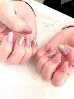 エミリアンフォーネイル(eMilian for NAIL)の写真/【新規オフ無料◎】仕上がり・モチの良さ◎大人女性におすすめ♪上品な"魅せる"ネイルをご提案いたします！