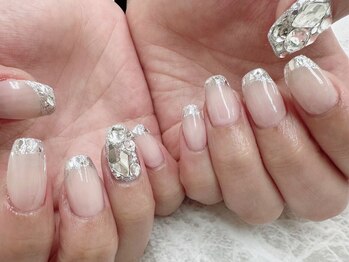 プリル ネイルアンドアイラッシュ 御幸ヶ原店(Puril NAIL&EYELASHES)/大人ワンホンネイル☆