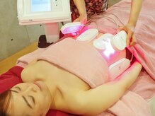 スリムモネ(Slimmone)の雰囲気(脂肪撃退コースは脂肪分解マシンとマッサージで一発お悩み解消◎)