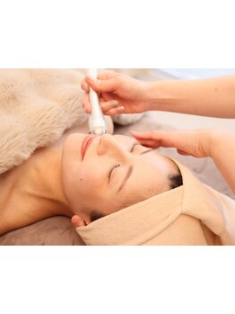 ホウレイ線・たるみ改善！予防ケア