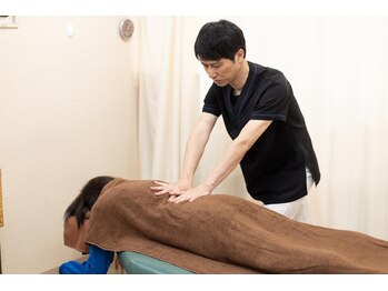 大川カイロプラクティックセンター みたか西久保整体院/施術