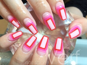 ネイルサロン べルフ(nail salon Verf)/ピンクペイントネイル