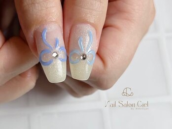 ぷっくりリボンネイル