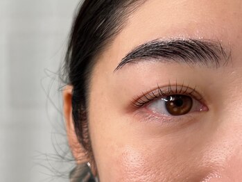 イネス(ines)/眉毛スタイリング&まつ毛パーマ