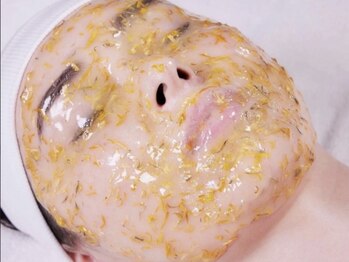 リンカ(Rinca)の写真/【毛穴エクストラクション認定店】頑固な黒ずみも根本からごっそり洗浄!SNSで話題の生パック付★