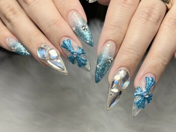 ハユン(hayun)/スカルプ持ち込みデザイン