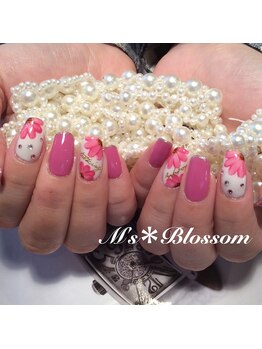 ネイルサロンアンドスクールエムズブロッサム(Nailsalon & school M's Blossom)/月替わりデザイン。定額制ネイル