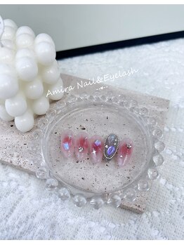 アミーラ(Amira)/Amiraの定額ネイル