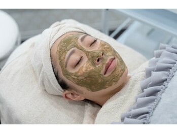 ドクターエイチ 梅田本店(Doctor.H)/肌質改善・回数券・ニキビ改善