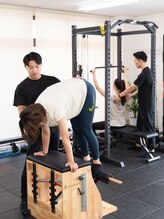 リベース(REBASE)