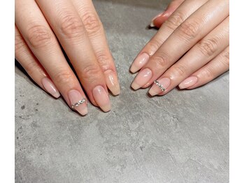 エム(em)/シンプルネイル