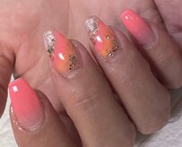 ネイルズフォーユー(Nails 4 U)