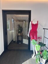 ココラ/サロンは2階にあります