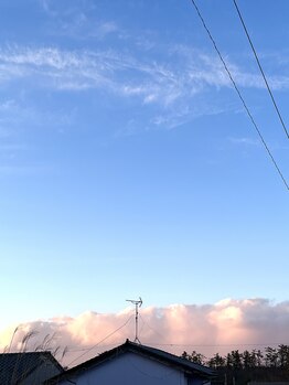 風冴(かぜさえ)/サロンからの空