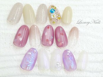 ラグジュアリーネイルズ カワグチ(Luxury Nails Kawaguchi)の写真/【パラジェル導入サロン】リピーター続出★センスも技術もTOPクラス！カラー豊富＆高技術で綺麗な仕上り。