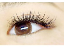 サロン ド ルージュ(SALON DE ROUGE)/キムケーラッシュ