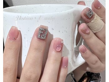 ホシノ ユー スタジオ(Hoshino U studio)/チークネイル