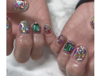 キラキラホログラムネイル