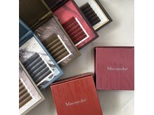 アールアール アイラッシュ(R.R Eyelash)の雰囲気（カラーエクステもたくさん取り揃えております♪）