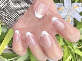 【フレンチネイル】