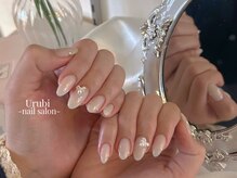 ウルビ(Urubi)/シンプルホワイトネイル