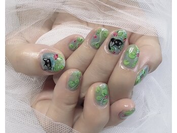 フェリーチェ フェローチェ(Felice Feroce)の写真/アートネイルはおまかせ！経験豊富なデザイン力で指先を彩る手描きアートの魅力