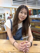 バイロンベイトーキョー(BYRONBAY TOKYO) Rina