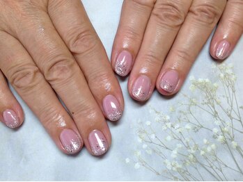ラウト デコレーションアンドネイルサロン(Lauto Decoration&Nail Salon)/ピンクネイル