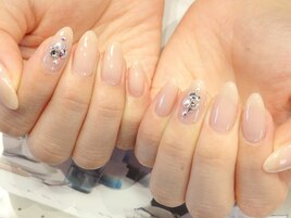 ベージュネイル