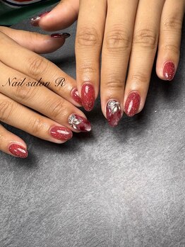 ネイルサロン アール(Nail salon R)/持ち込みデザイン