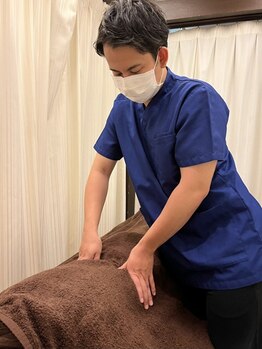 健康堂整骨院 都立大学院の写真/〈全スタッフ国家資格保有〉反り腰・猫背・慢性腰痛の改善をするなら健康堂整骨院へ★メンテナンスにも◎