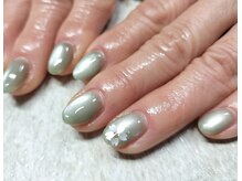 ネイル キッチン モモ(nail kitchen momo)の雰囲気（春色グリーンにワンポイント桜〇。＋）