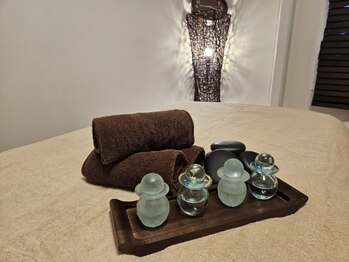 ロミロミサロン マハナ(MAHANA)/