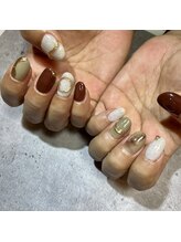 リファインネイル(refinenail)/ミラーアートネイル