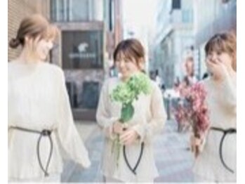 ナナ 福岡(NANA)の写真/フラットラッシュからバインドロック、ワンホンまで!最新の豊富な毛質&21色のカラーで理想の愛され目元へ